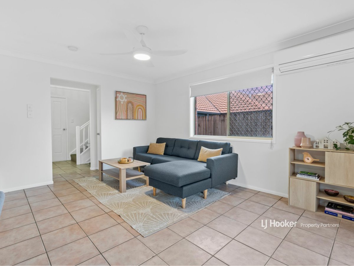 UNIT 2 37 LANDSEER ST, SUNNYBANK HILLS QLD 4109, 0 ห้องนอน, 0 ห้องน้ำ, Townhouse