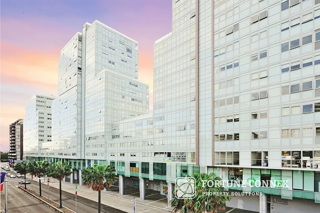 Stylish Dual-Level Apartment | Prime Burwood Location