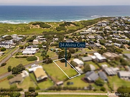 34 Alvina Crescent, Surf Beach