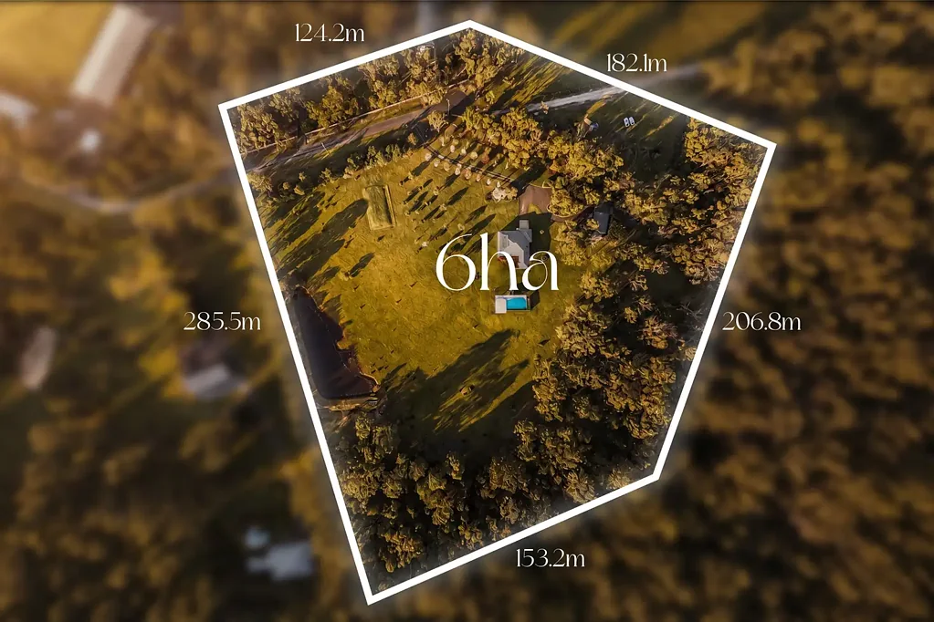 Burbank 4Moenga Rare Cleared Acreage Oasis Offering Peace, Privacy and Promise