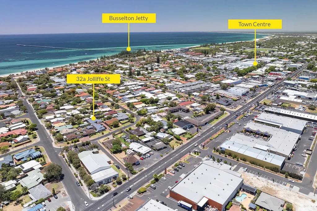 West Busselton 4Moenga Hidden Yet Highly Connected & Just Metres to the Beach