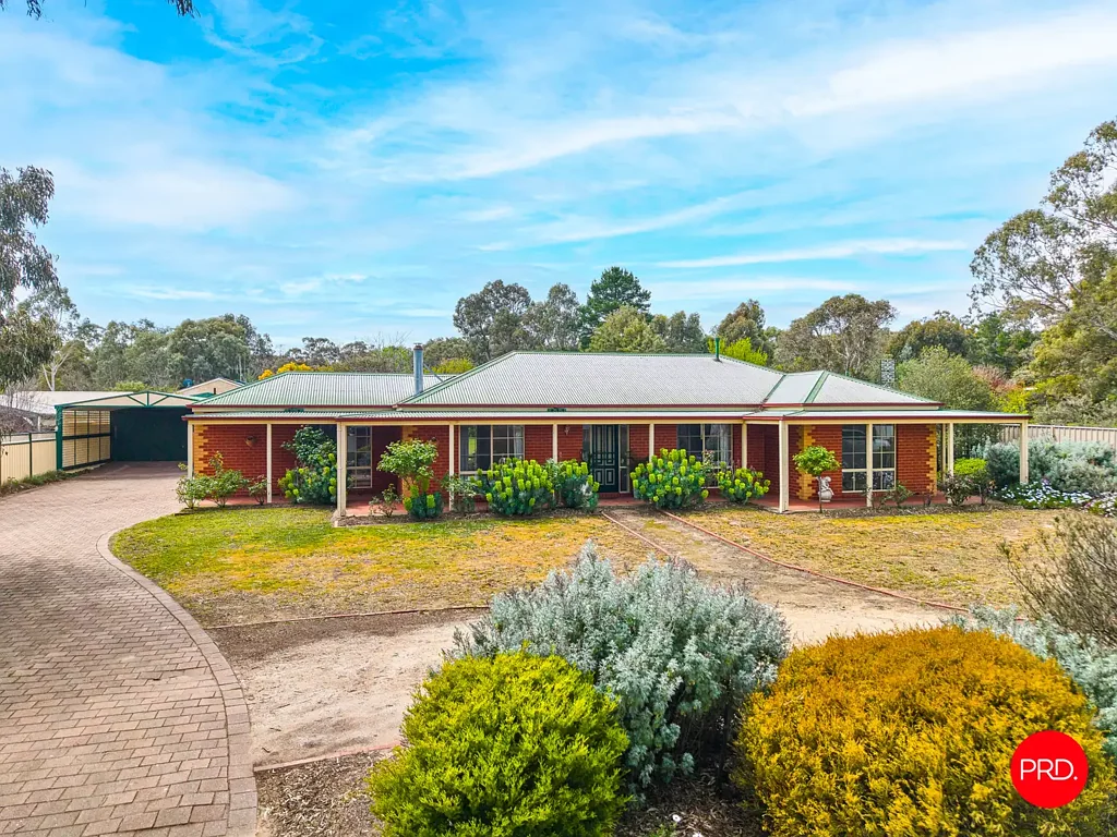Heathcote 3房  Spacious Living, Prime Heathcote Setting