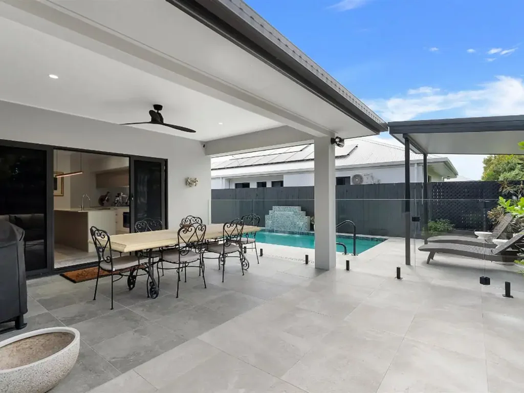 Smithfield 4ਬੈੱਡਰੂਮ RESORT-STYLE LIVING WITH POOL, SIDE ACCESS & 13.3KW SOLAR