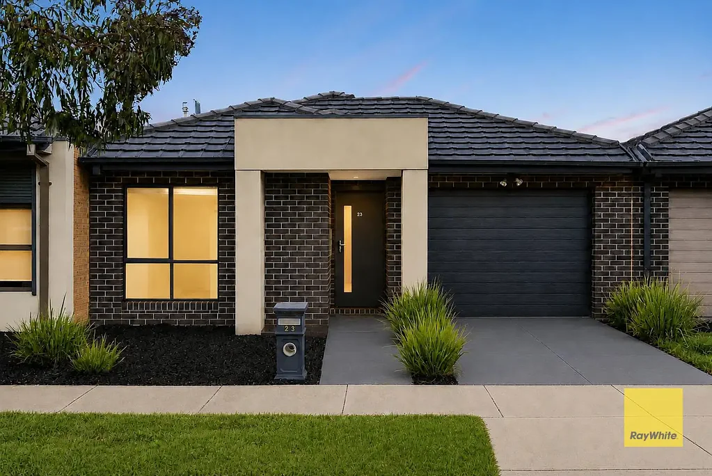 Tarneit 2Zimmer Convenient & Low-Maintenance Living in the Grove Estate - Walking Distance to Shops & Schools (Primary and Secondary)