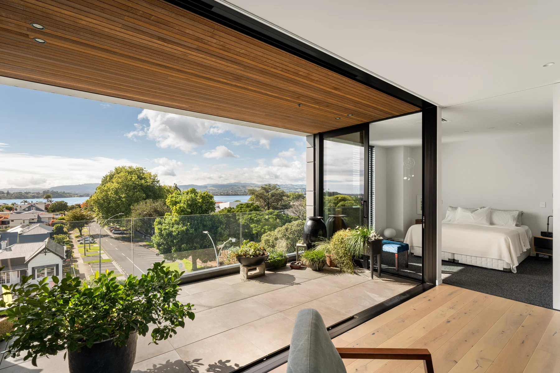 Tauranga Central 3غرفة نوم Smart Penthouse Buy