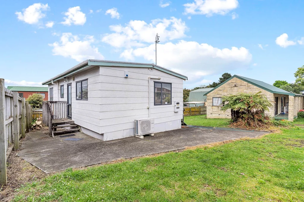 Mount Wellington 5ਬੈੱਡਰੂਮ Home & Income on 1037m2 - Endless Options Await !!