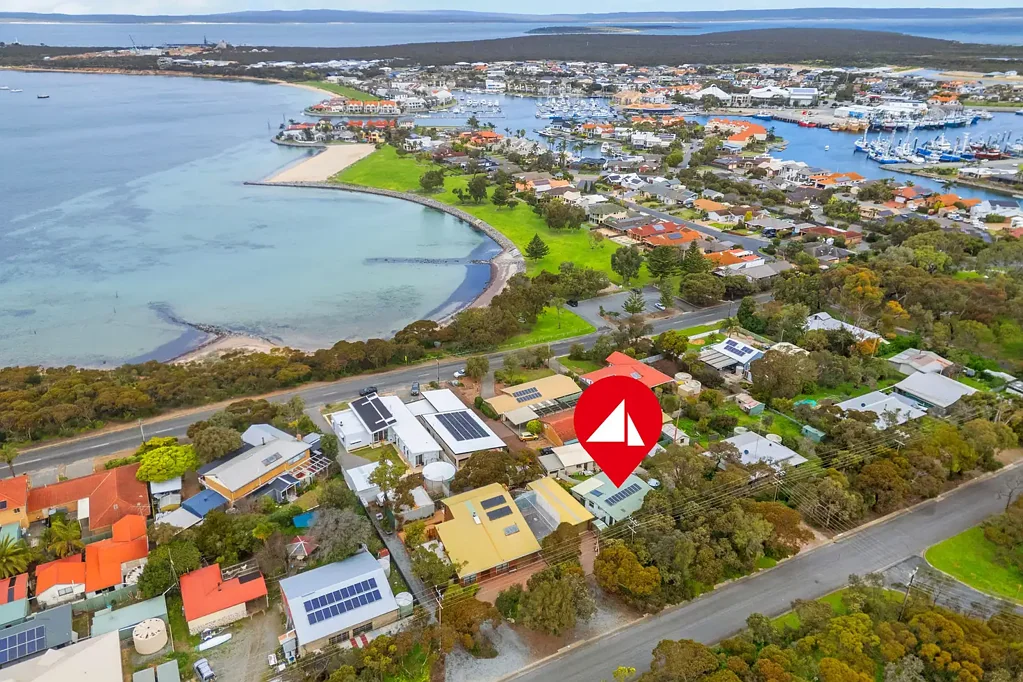 Port Lincoln 1房  Private, Practical & Perfectly Positioned