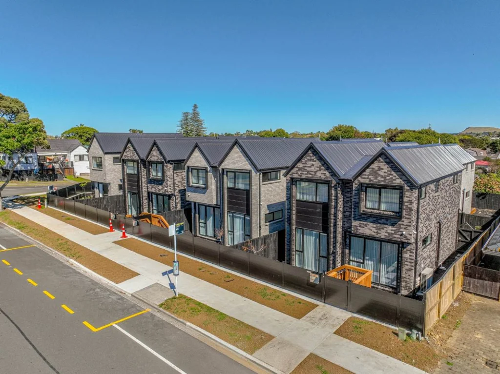Farm Cove 4房  Luxury Meets Lifestyle – Brand-New Standalone