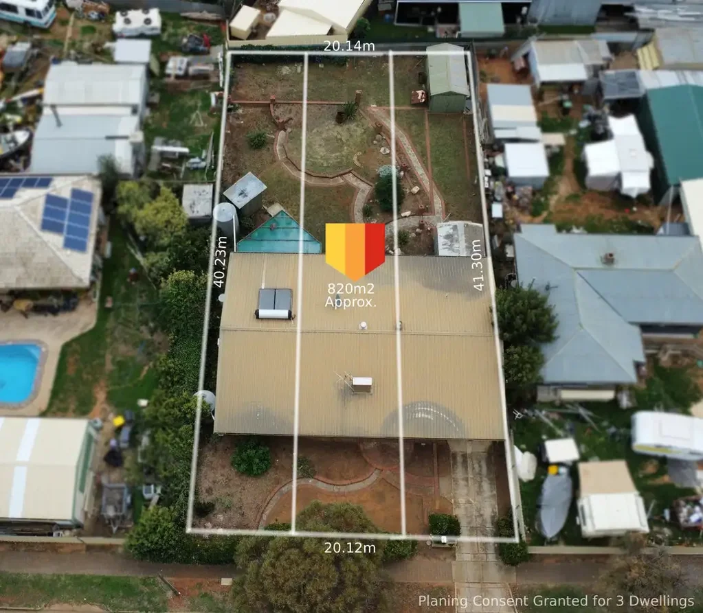 Elizabeth Downs 3침실 Large Allotment With Approved Plans for Three Dwellings