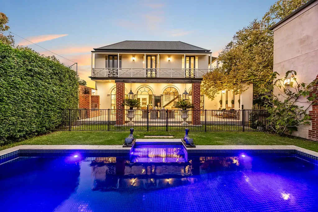 Malvern 6chambre Marvel at a Malvern legacy – a c1880 treasure crowned with an iconic tower & bespoke Coach House on the city's most affluent edge.