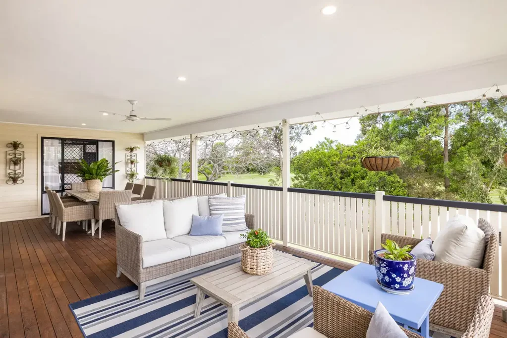 Yeronga 3 Bedroom Parkside Home in Leafy River Pocket