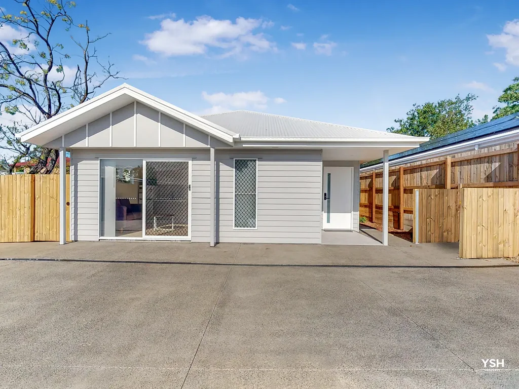 Fully furnished one-bedroom apartments with electricity, NBN, water included!