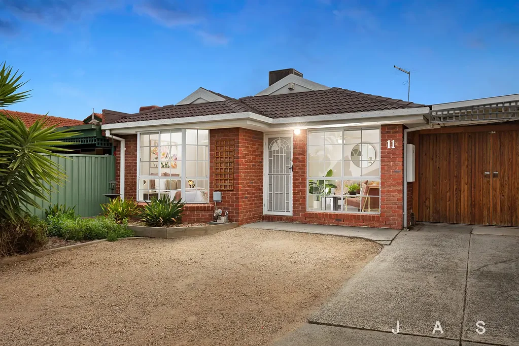 11 Barley Court, Delahey, VIC 3037