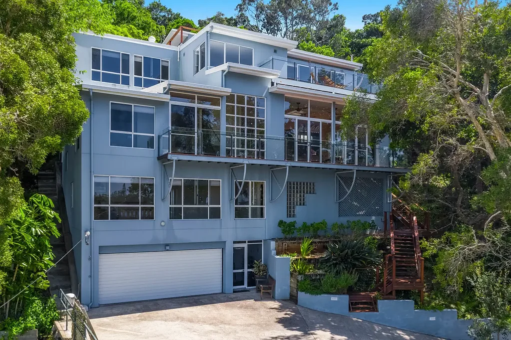 East Ballina 6 Bedroom Spectacular Family Residence With Unrivalled Water Views