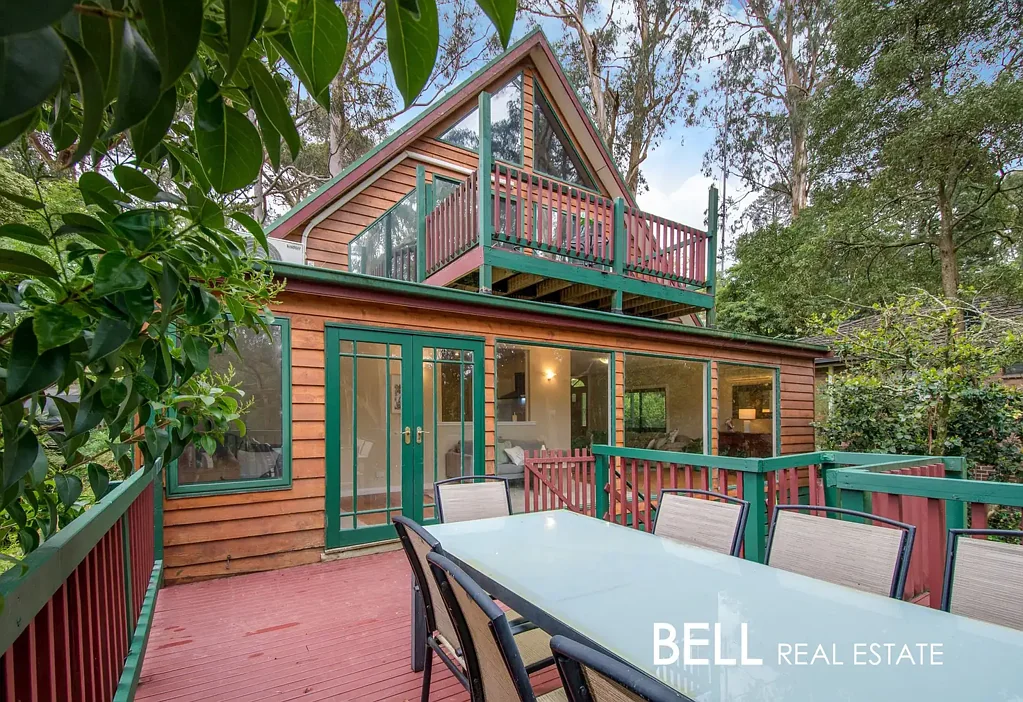 Upwey 4 Bedroom Western Red Cedar Charm with Room to Grow