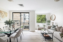 20/166 Pacific Highway, North Sydney