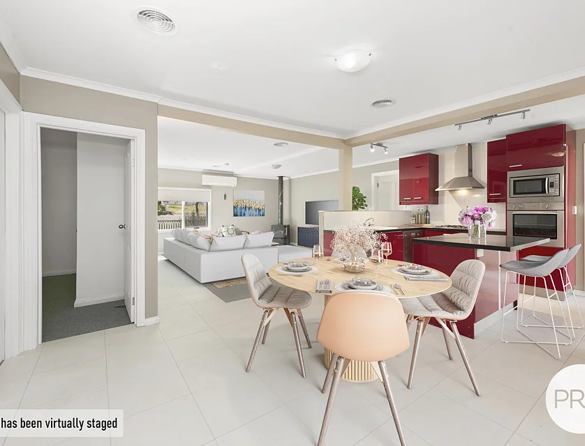 1/102 Warrenheip Street, Buninyong, VIC 3357, 6 slaapkamers, 3 badkamers, House