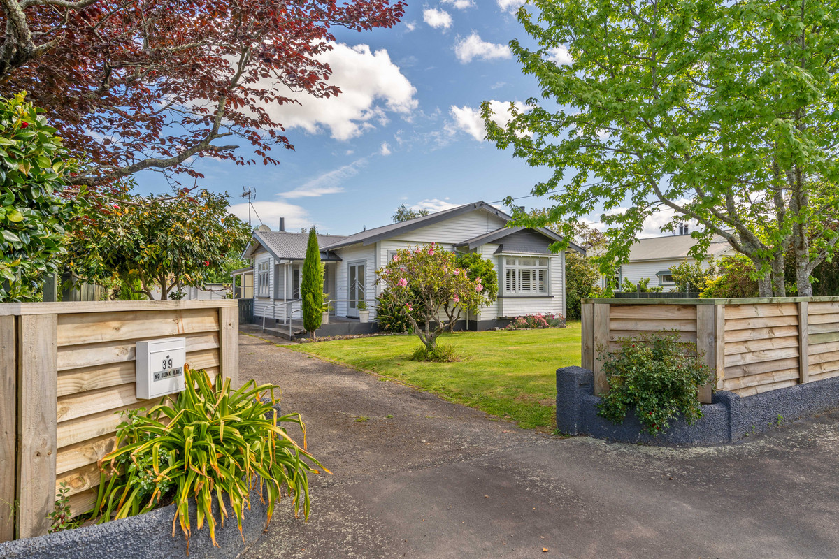 39 College Street, Masterton, Masterton, 2 ห้องนอน, 0 ห้องน้ำ, House