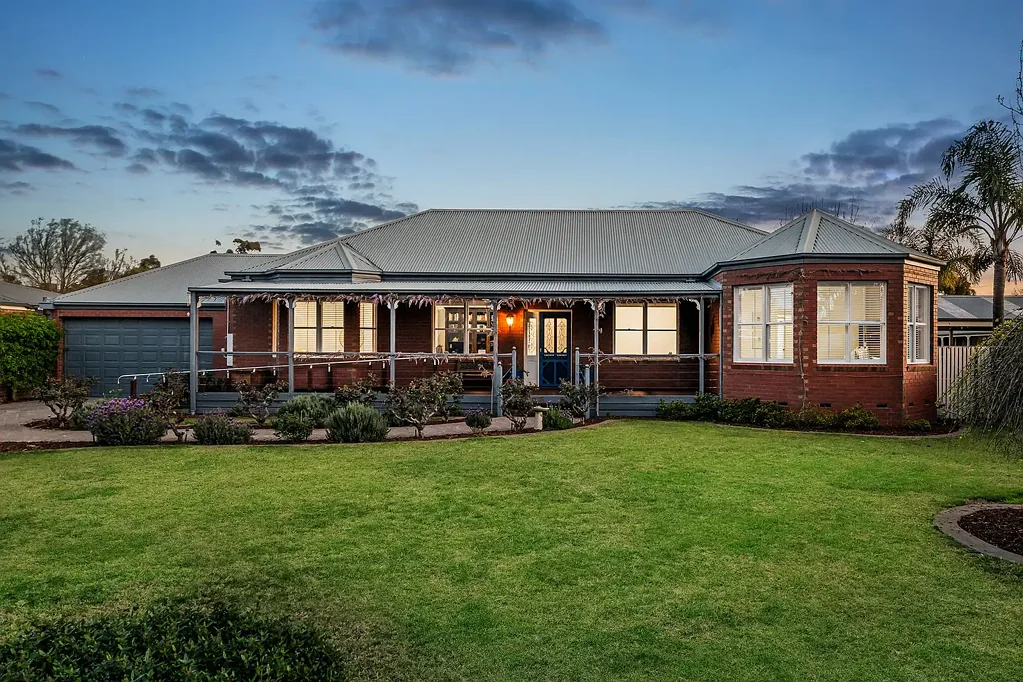 21 Hazel Glen Drive, Doreen, VIC 3754