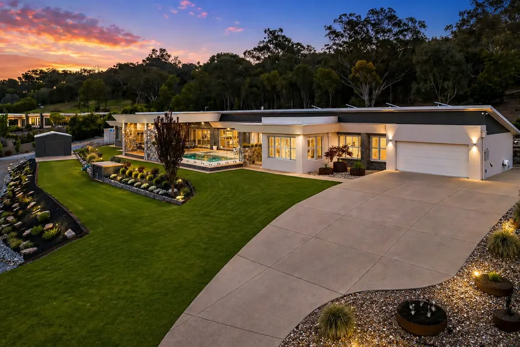 Tatton 5房  Resort-Style Luxury on 9,300m²