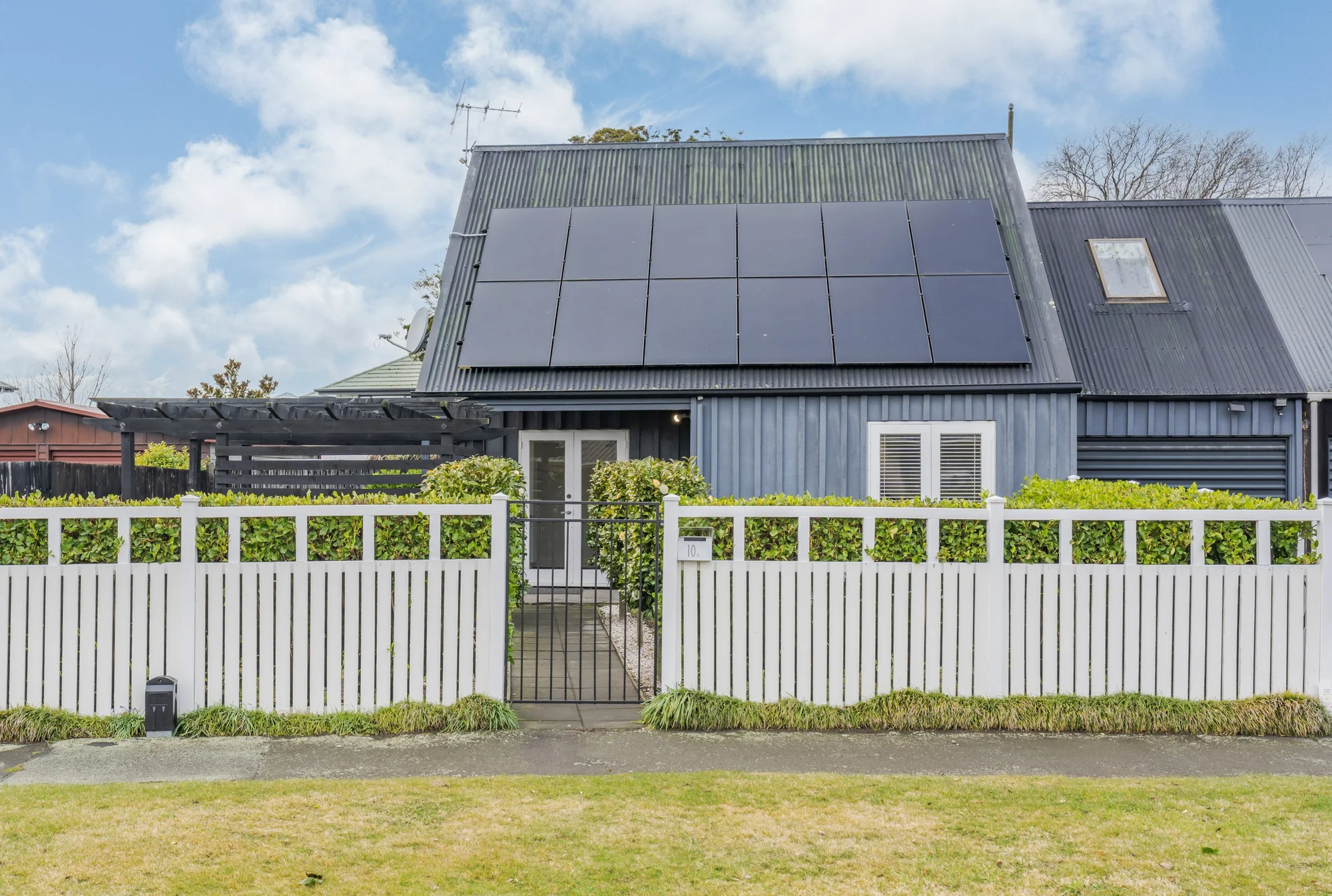 Belfast 2Moenga A stunning home with plenty of possibilities