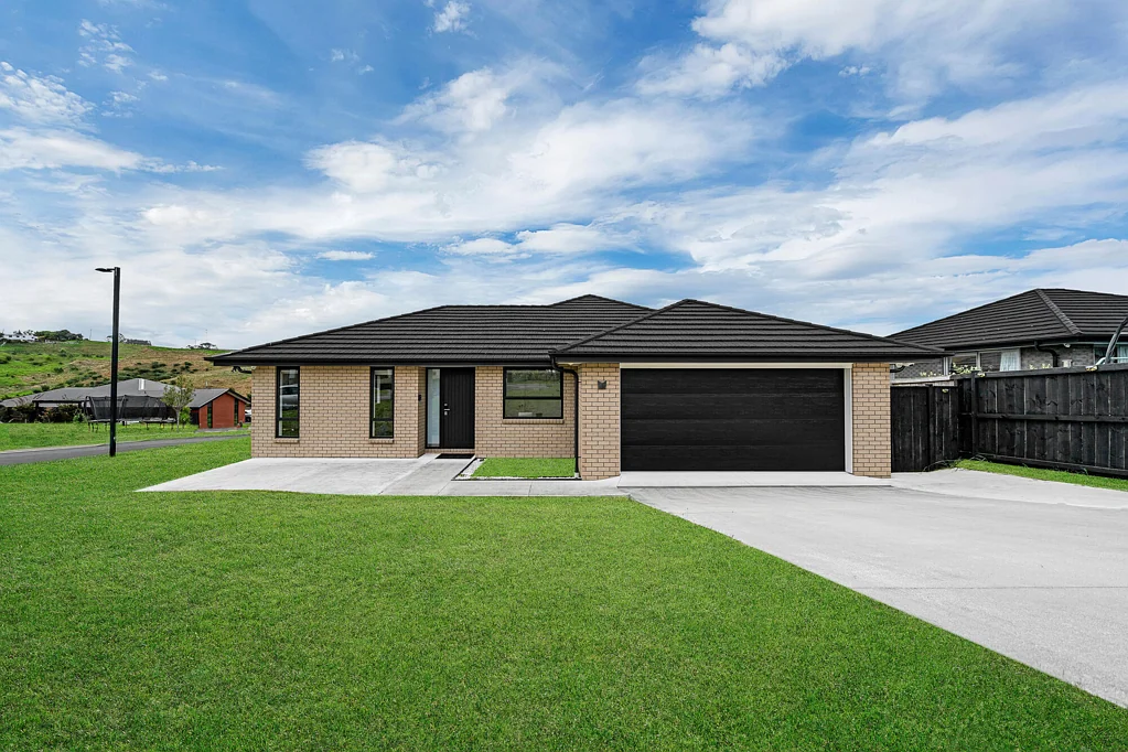 33 HARRY RICHARDS WAY, Pokeno, Franklin, Waikato District