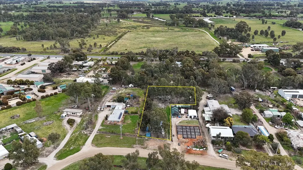 Koondrook Country Lifestyle, Town Convenience – 3,134m² of Possibility!