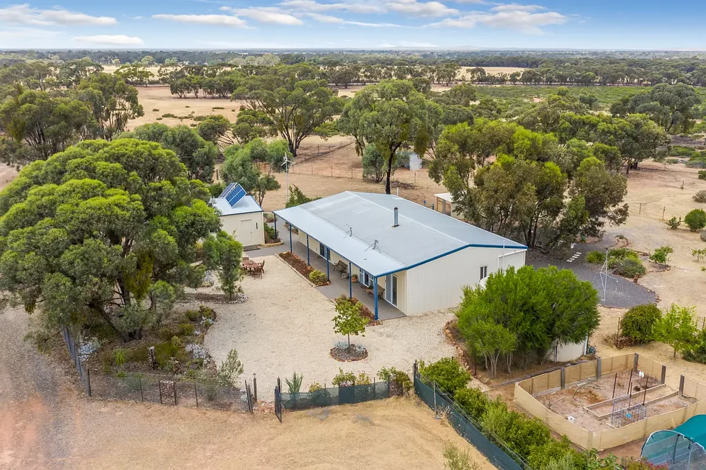 199 Inglewood-Salisbury Road, Inglewood, VIC 3517