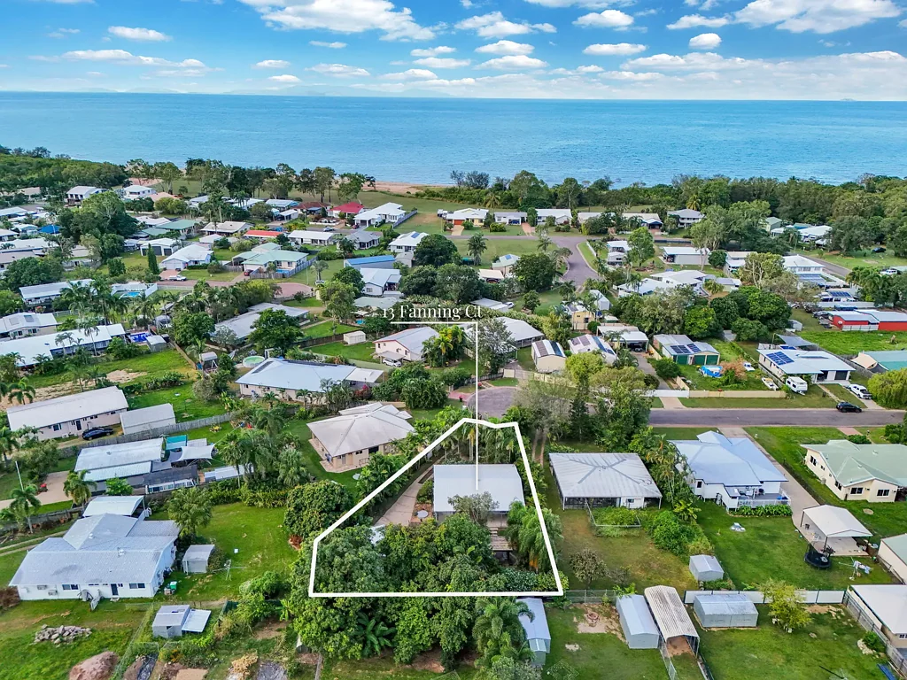 13 Fanning Court, Balgal Beach, QLD 4816