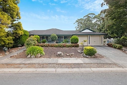 2 Dean Street, Mount Barker
