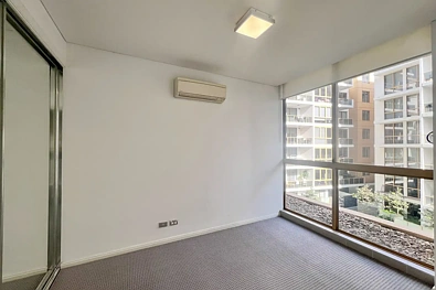 528/60 Walker Street, Rhodes, NSW 2138, 2 Bedrooms, 1 Bathrooms, Apartment