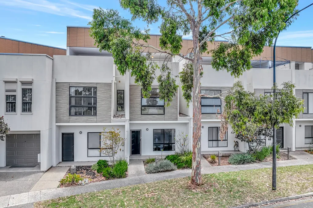 St Clair 3غرفة نوم Contemporary Low-Maintenance Living with Rooftop Entertaining