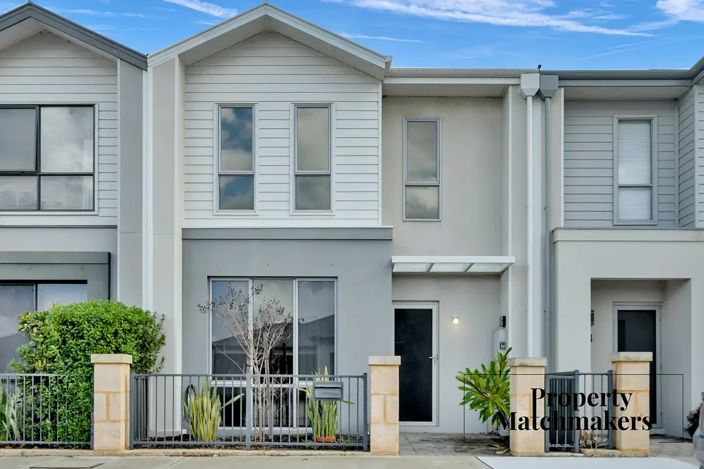 10 Yalmy Street, Brabham, WA 6055