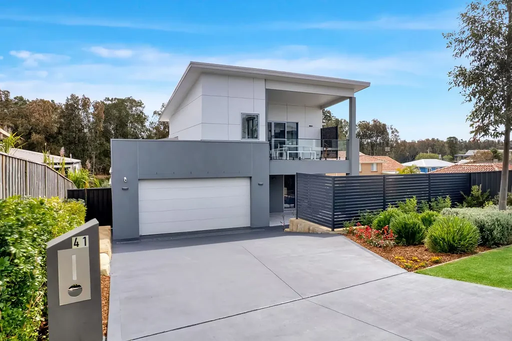 41 Lakeside Parade, The Entrance, NSW 2261