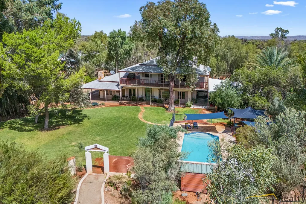 Connellan 5ਬੈੱਡਰੂਮ Agnes Clara House - A Rare Offering...