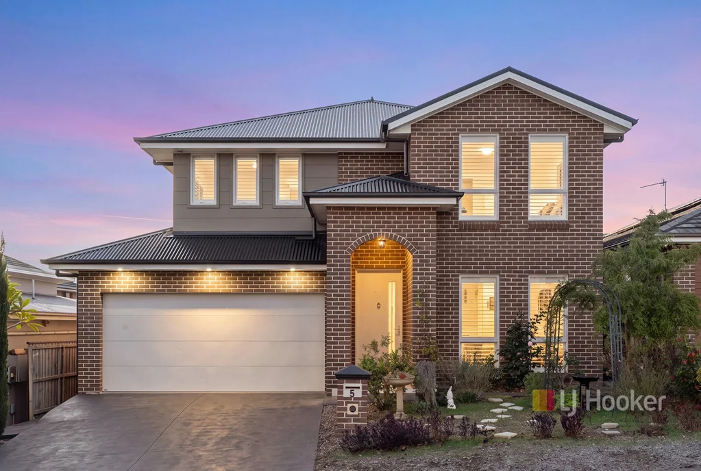 Schofields 5બેડરૂમ Contemporary Family Living with Space, Style & Everyday Convenience