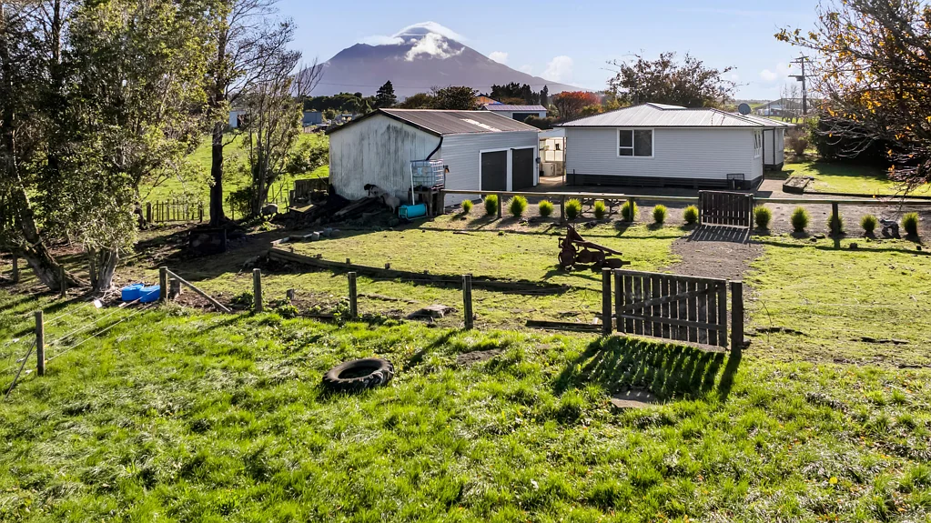 Cardiff 3Phòng ngủ Lifestyle Living with Space, Views & Opportunity