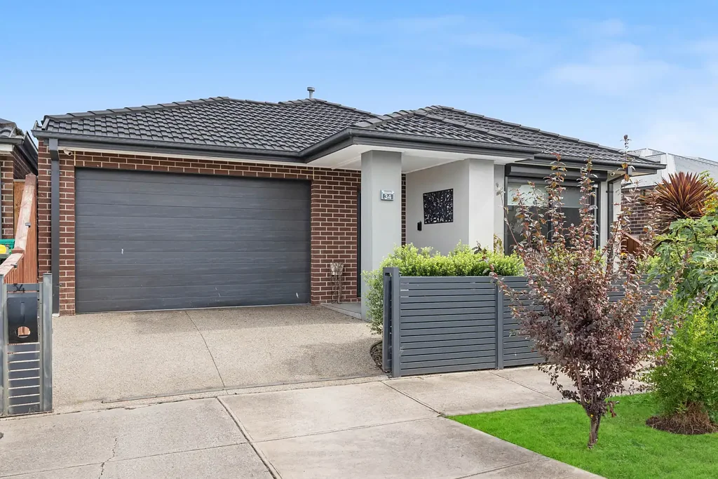 34 Bisham Street, Mickleham, VIC 3064