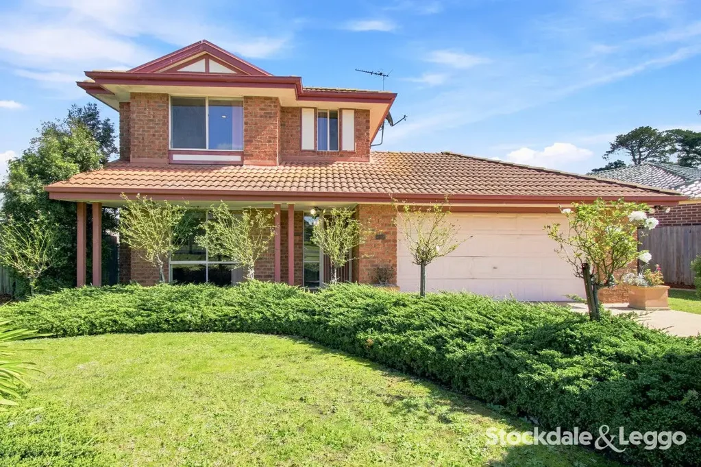 Traralgon 4Phòng ngủ Family Comfort Meets Location in Sought-After West End Traralgon