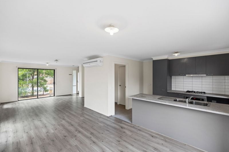 10 MCCONNELL ST, SUNSHINE WEST VIC 3020, 0 habitaciones, 0 baños, Townhouse