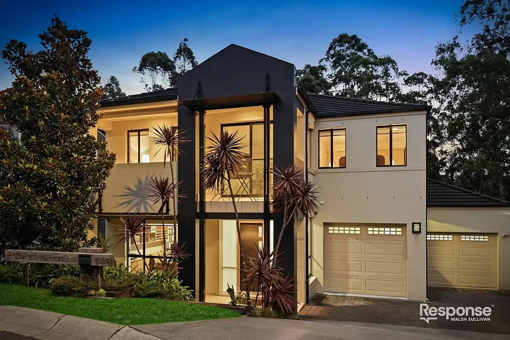 18 Black Wattle Circuit, Northmead, NSW 2152