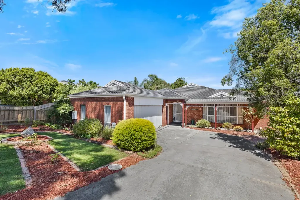 48 Carlisle Road, Ferntree Gully, VIC 3156