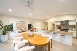 21 Catamaran Circuit, Trinity Beach