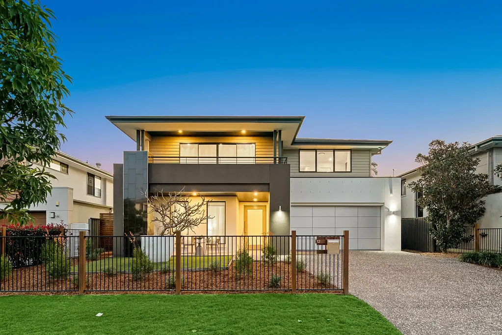 Rochedale 5房 宽敞空间、设计师生活与卓越娱乐体验 Expansive Proportions, Designer Living & Exceptional Entertaining