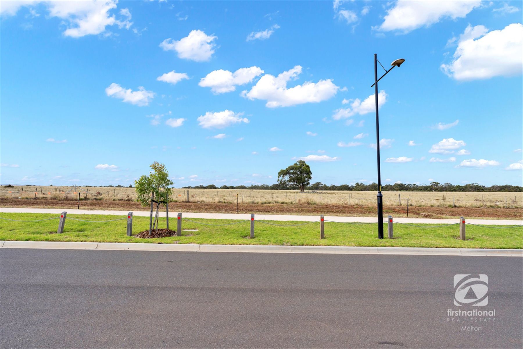 17 ECHUCA AV, EYNESBURY VIC 3338, 0 chambres, 0 salles de bain, Section