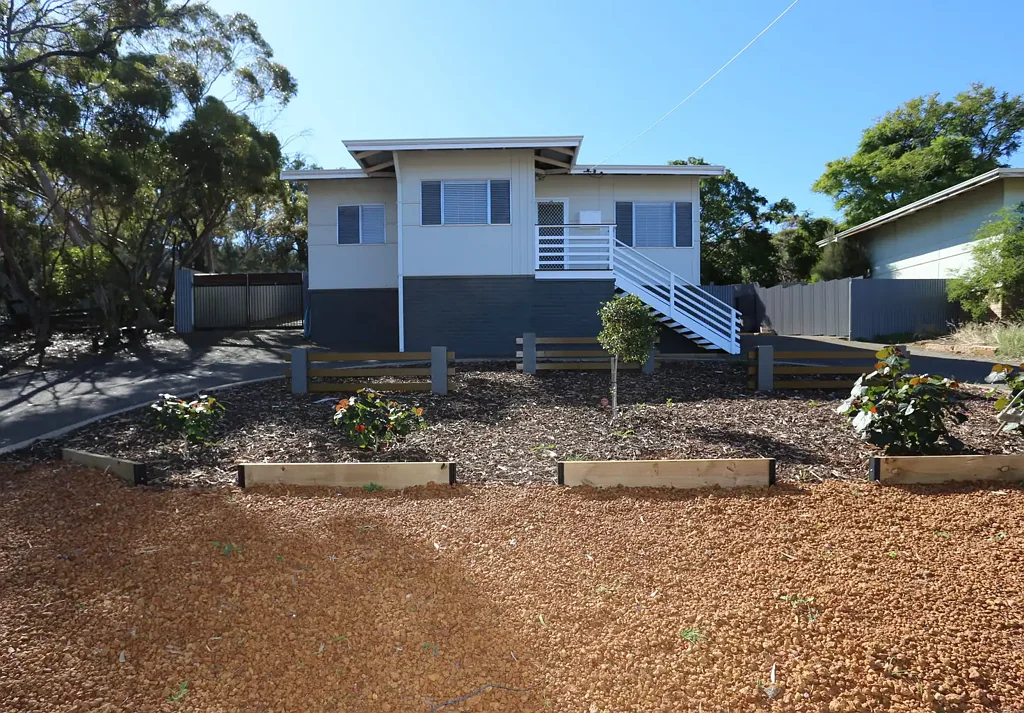 1 Redwood Street, Kambalda East, WA 6442