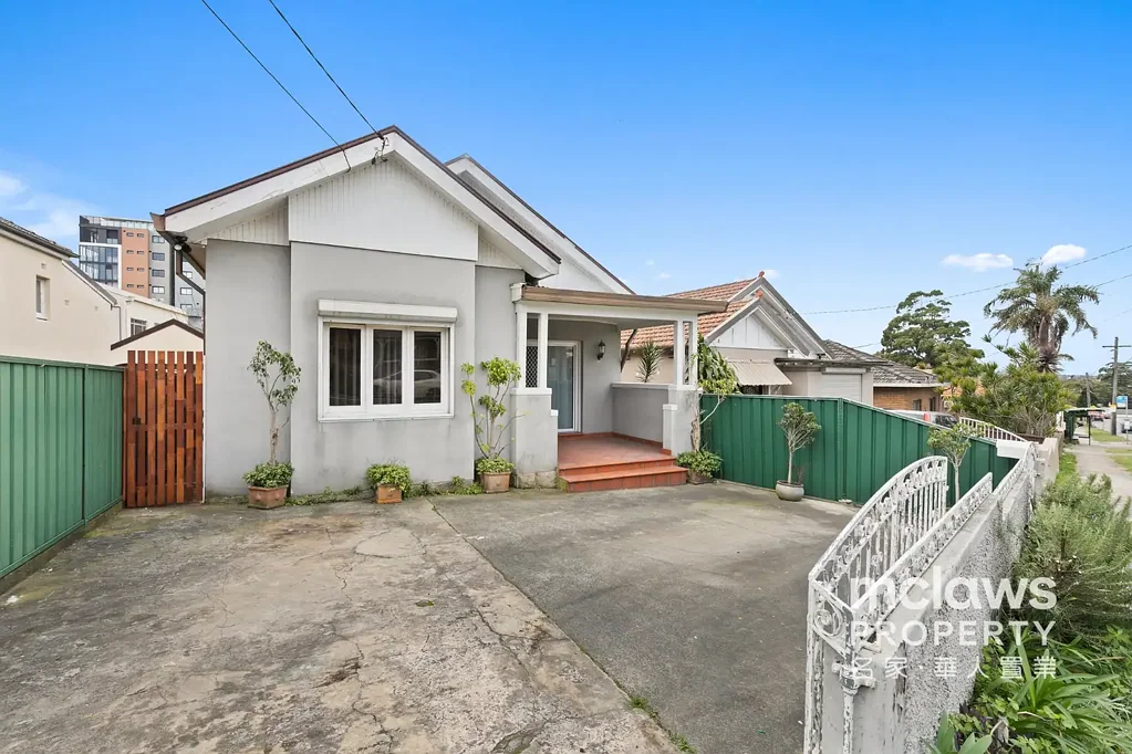 Arncliffe 3 Bedroom Modernised Character Abode Offering Perfect North-Facing Living in Arncliffe!
