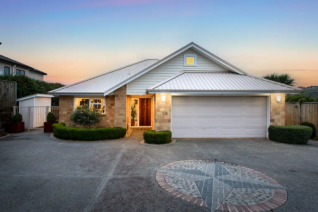 80 Te Puia Drive, Aotea, Porirua, Wellington