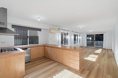 196A Gabriel Street, Cloverdale, WA 6105, 3 rūma, 2 rūma horoi, House