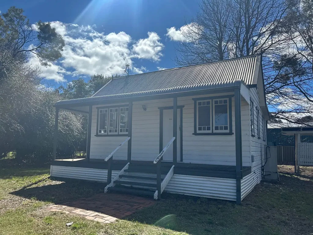10A Samuelson Crescent, Armidale